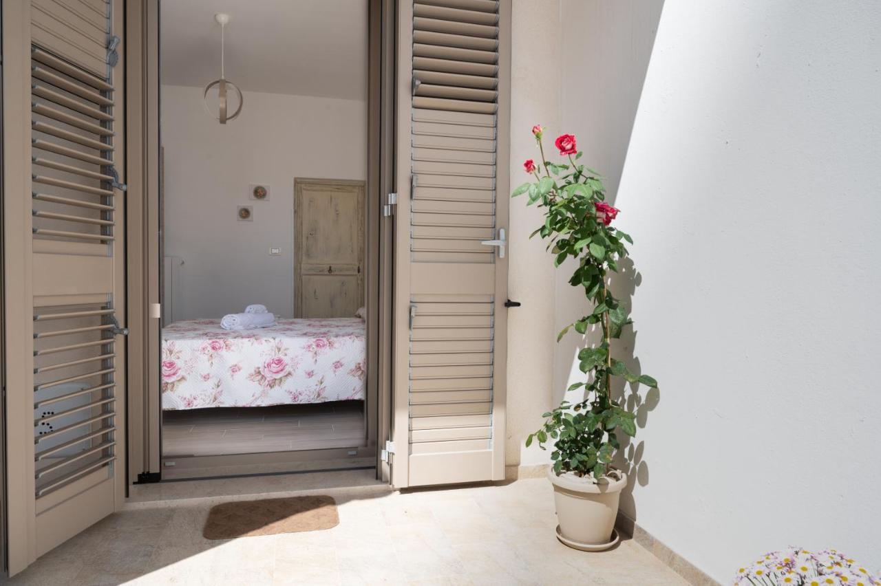 Dimora Rose Villa Nardo Bagian luar foto